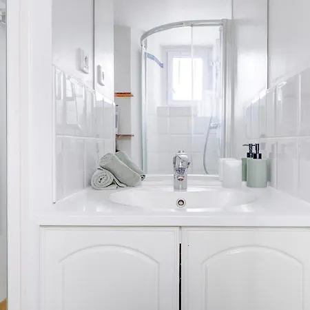 Bnbnova - Ile Saint-louis & Notre Dame * París